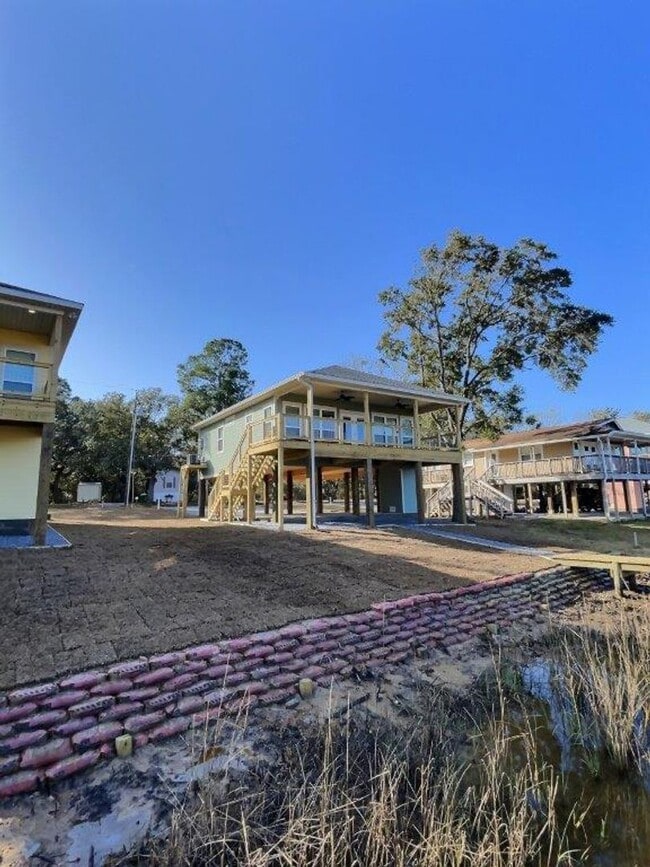 Photo - Fully furnished 2-bedroom house on the bayou!