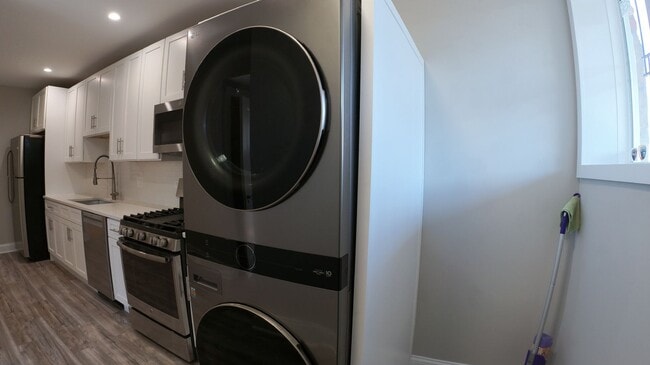Photo - 7349 N Seeley Ave Unidad 1