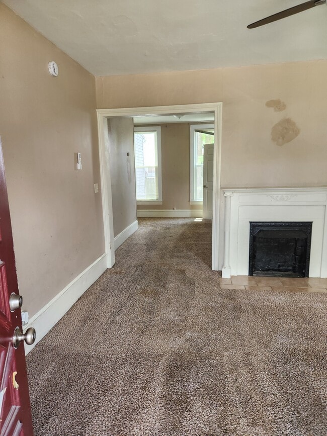 Photo - 603 E Jefferson St Unit 1