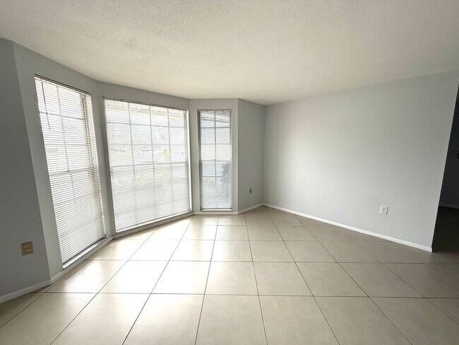 Photo - Coastal Living in Gulf Gate | 3BR/2.5BA | Annual Rental