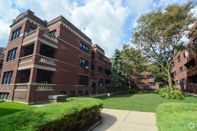 Building Photo - 2516 N Kedzie Blvd Unit W2 Rental