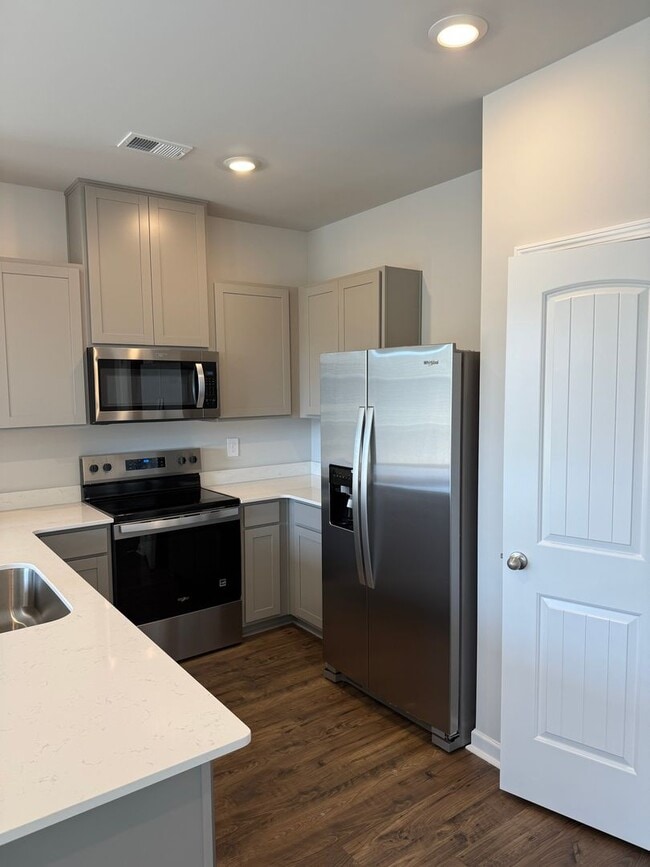 Photo - 2087 Widgeon Pt