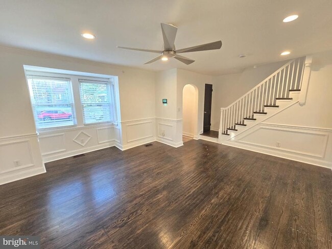 Photo - 1514 Lochwood Rd