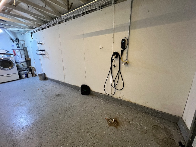 Photo - 4908 Stephanie Pl