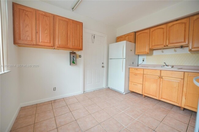 Photo - 5825 Buchanan St Unit 1