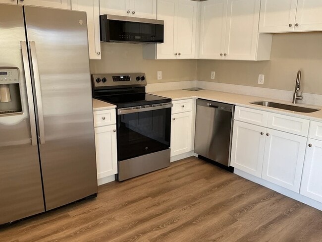 Photo - 1624 Elmstead Ct