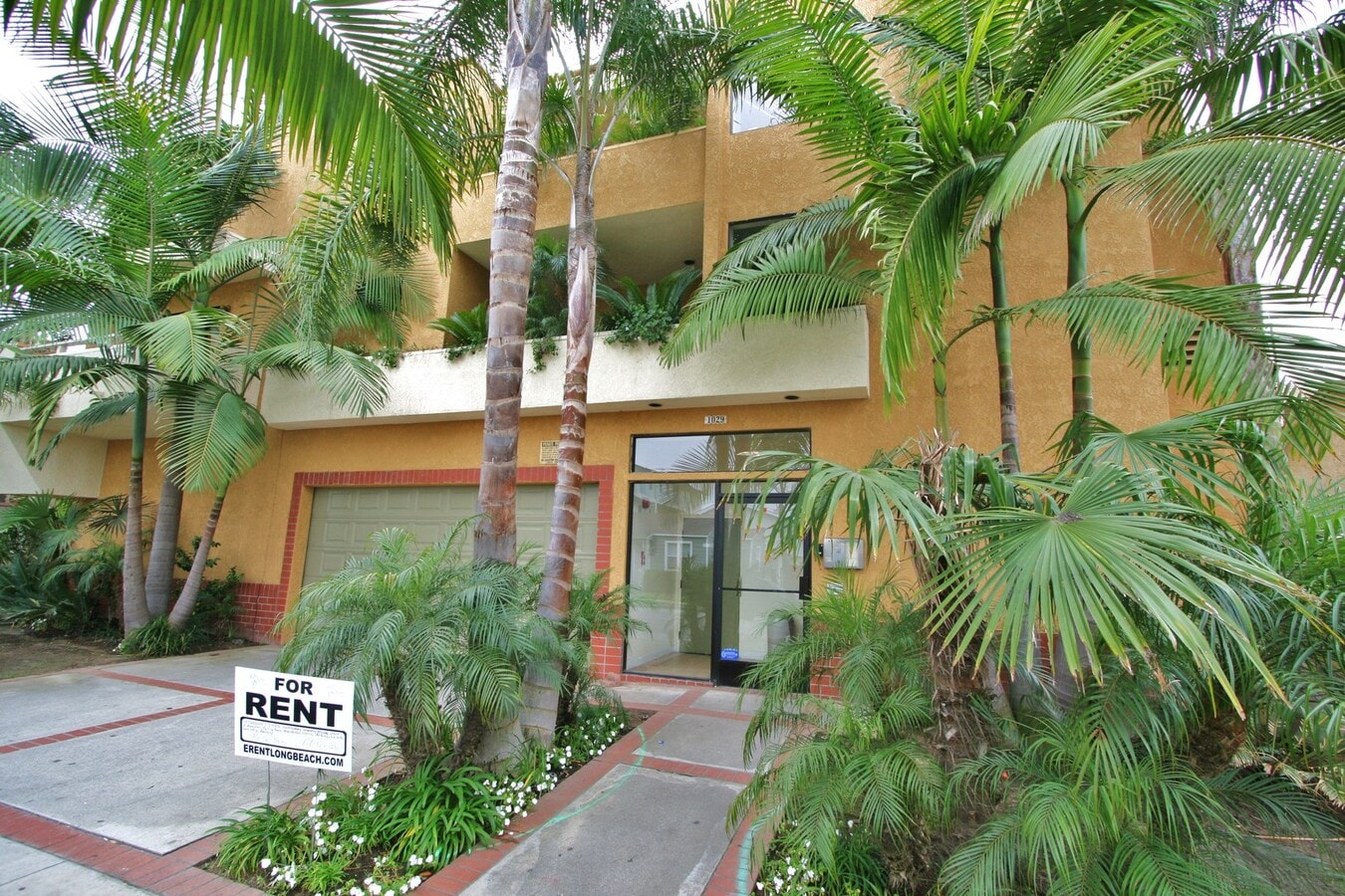 Photo - 1029 Mira Mar Ave