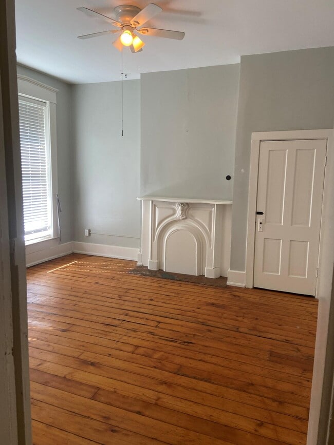 Photo - 249 S Limestone Unit # 3