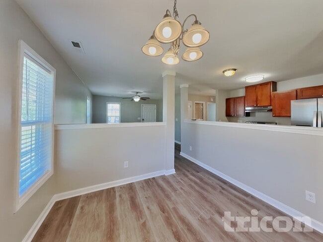 Photo - 2410 King Malcolm Ln