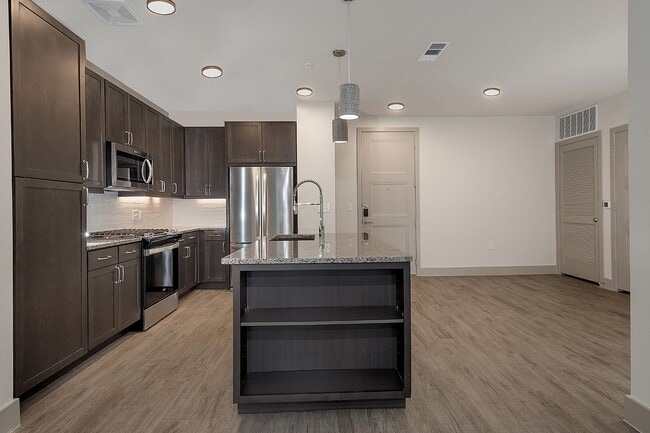 Photo - 8900 Six Pines Dr Unit 547