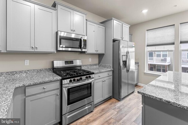 Photo - 2271 Kelston Pl