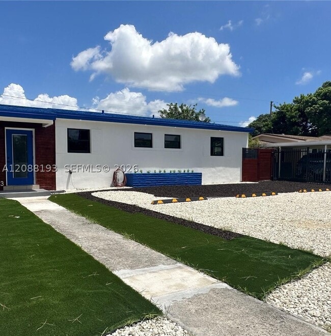 2115 NW 185th St