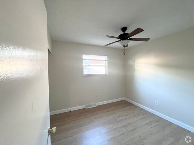 Building Photo - 2732 Blendon Woods Blvd Rental