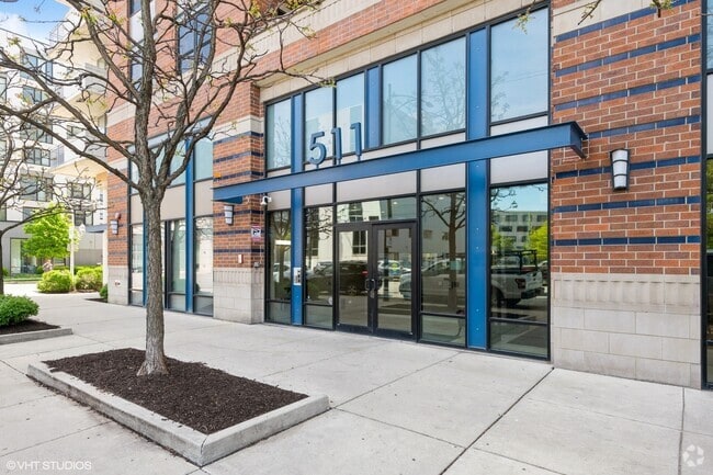 Building Photo - 511 W Division St Unit 307 Rental