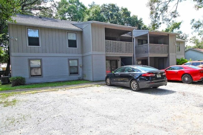 Building Photo - 7116 Pearson Rd Rental