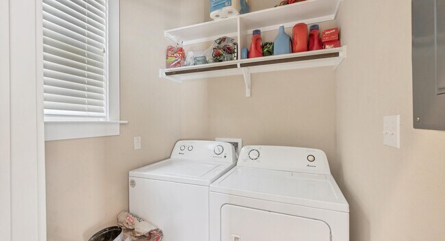 Photo - 507 W N Loop Blvd Unit 32-A