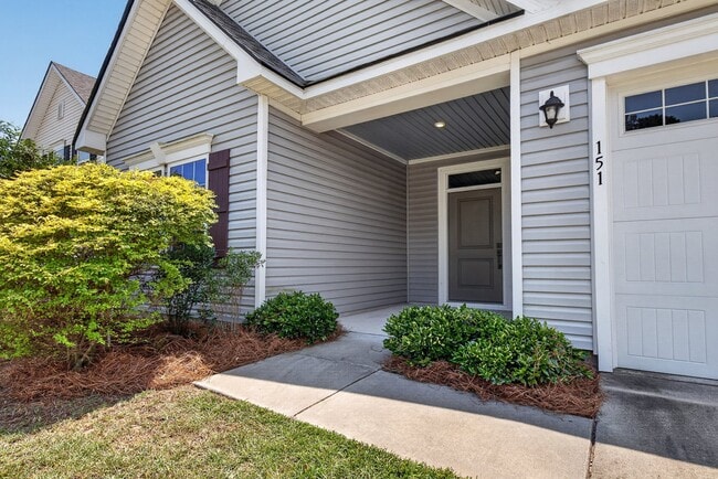 Photo - 151 Country Oaks Ln