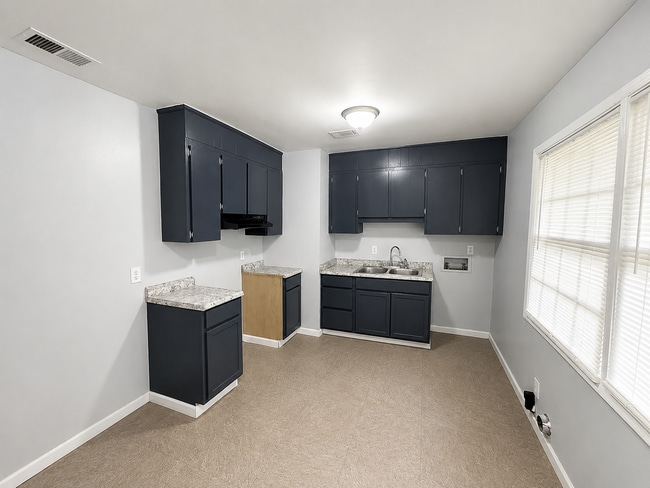 Photo - 3258 Lancing Ln