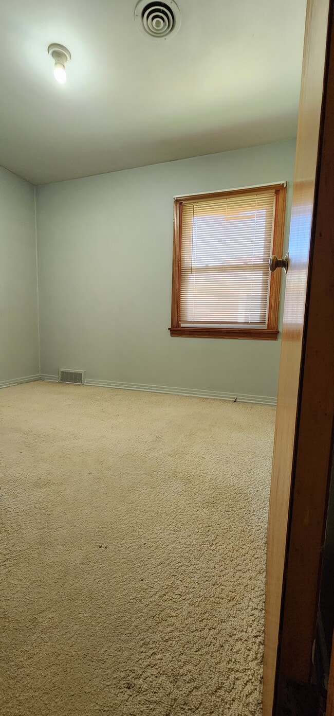 Dormitorio n.º 1 - 819 East Ave S