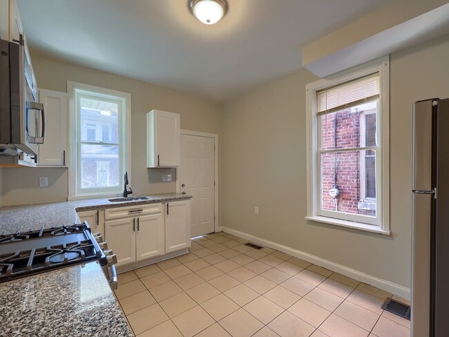 Photo - 4 Bedroom Home