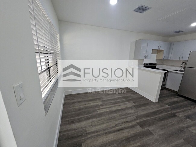 Photo - 1730 Acapulco Dr Unit 3