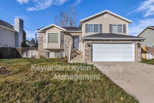 Building Photo - 1215 Sandi Dr