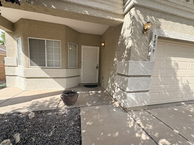 Photo - 5409 Caballo Ct NE