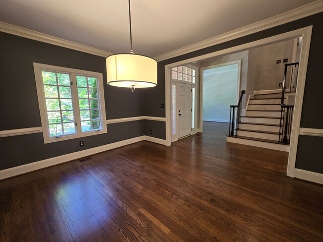 102 Eyemouth Ct