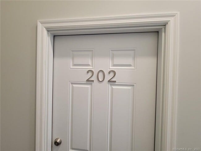 Photo - 158 Greenwood Ave Unit 202