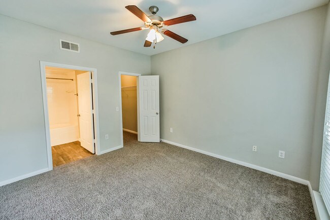 Photo - Villages of Briar Forest Apartments