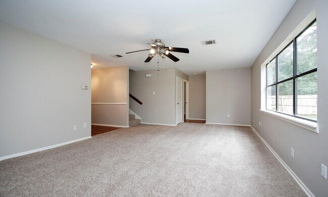 Photo - 1 Greeningdon St