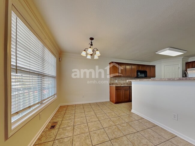 Photo - 3342 Hunt Crest Rd