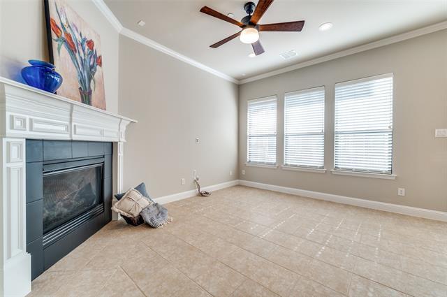 Photo - 7229 Parkwood Blvd
