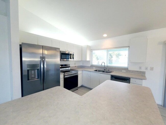 Photo - 1632 SE Chello Ln