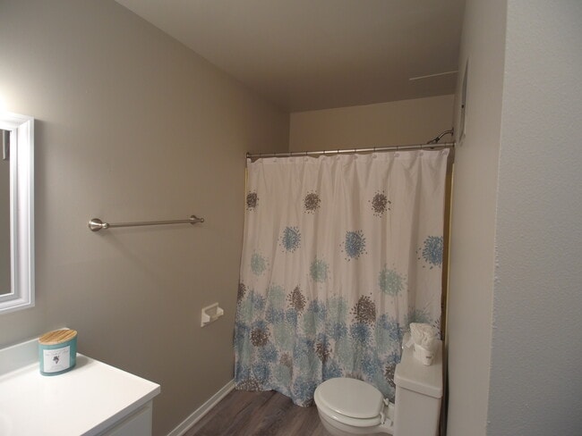 Indian Hills Apartments