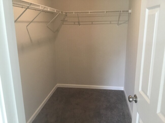Photo - 219 McCotter Dr