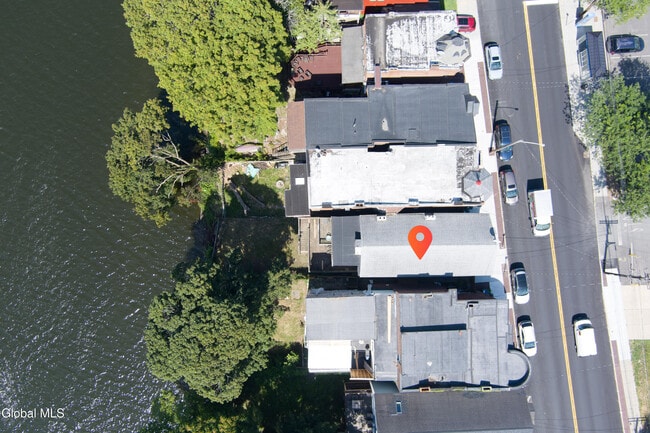 89 2nd Ave Unit 1