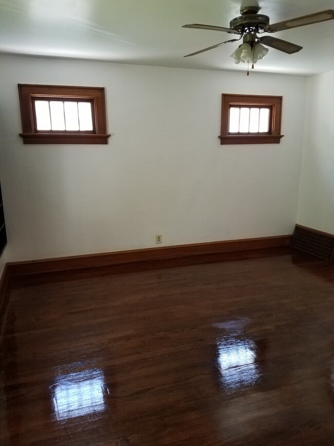 Photo - 1255 Elm Lawn St Unit Lower