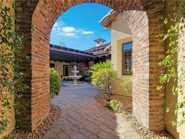 Photo - 4365 N Campbell Rd