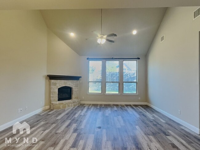 Photo - 1424 Bird Cherry Ln