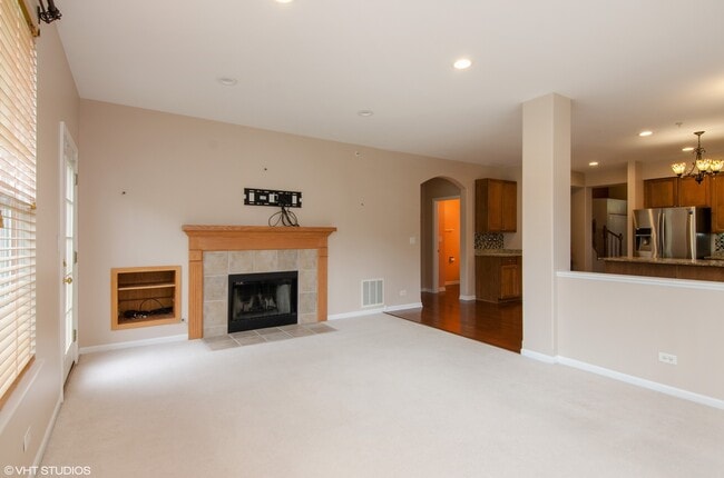 Photo - 285 Seaton Ct