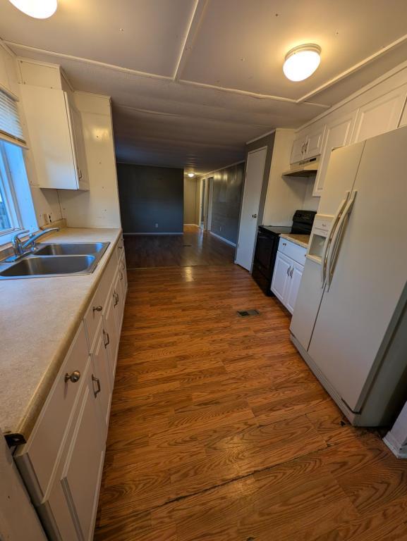 Photo - 720 Hamilton St