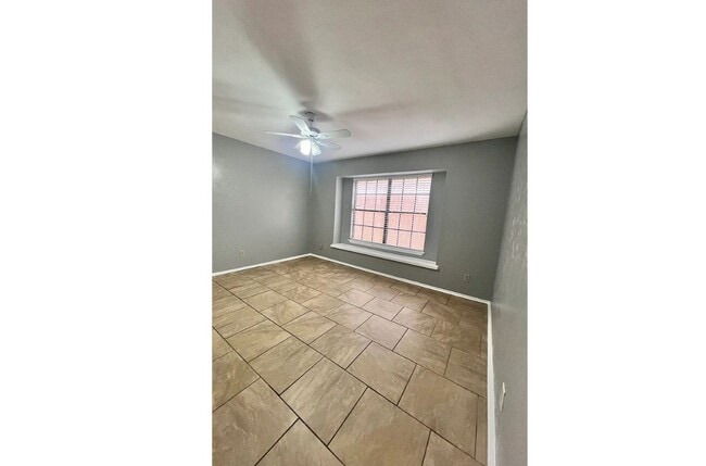 Photo - 3207 Forest Creek Dr