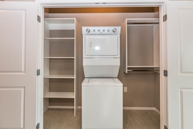 Phase II - Studio Washer/Dryer