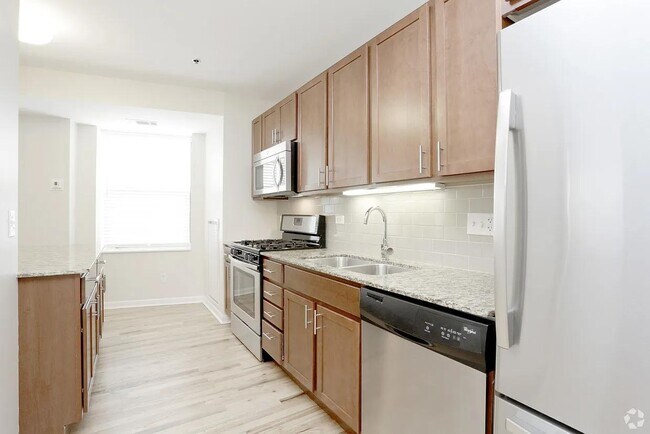 Photo - 1337 W Fargo Ave Unit 703