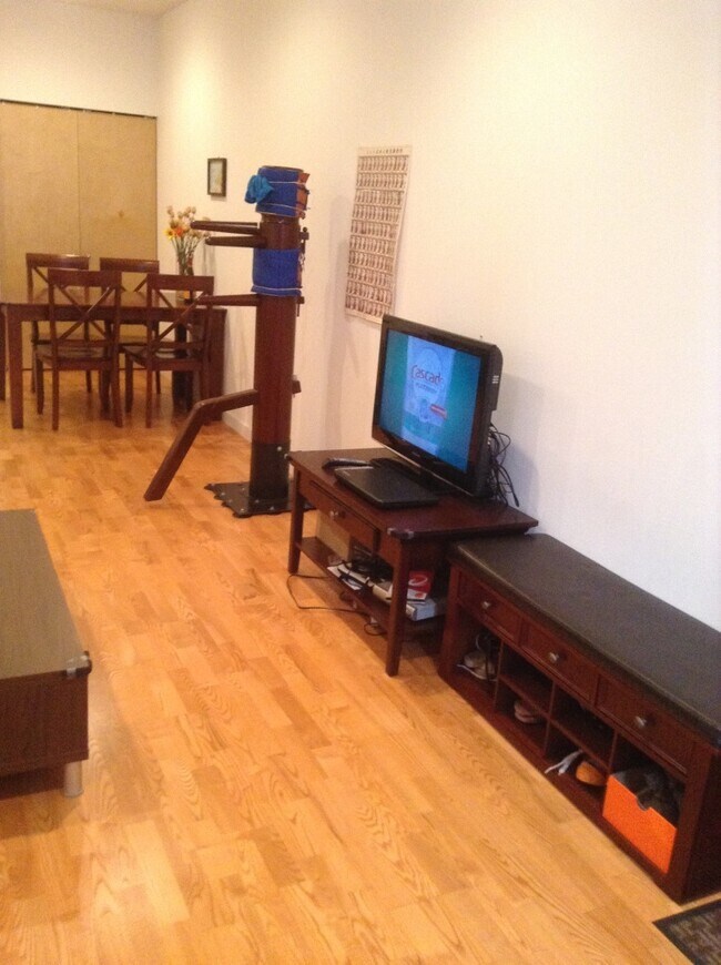 Photo - 2224 W Madison St Unit 201