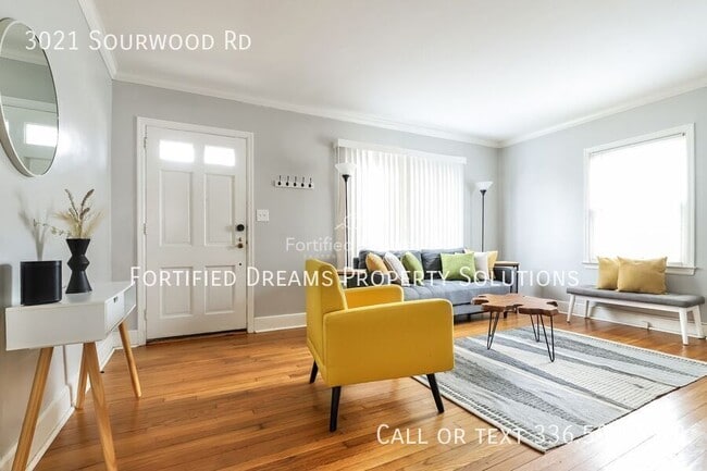 Photo - 3021 Sourwood Rd