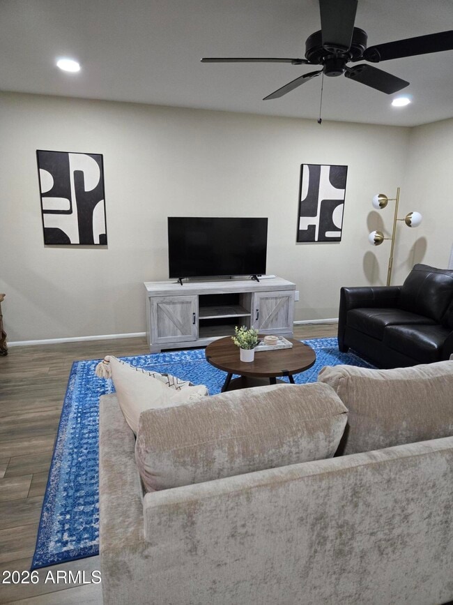 Building Photo - 11029 W CARON Dr