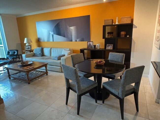 Photo - 2000 N Bayshore Dr Unit 318