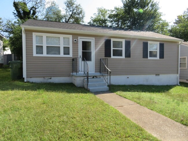 Building Photo - Hopewell